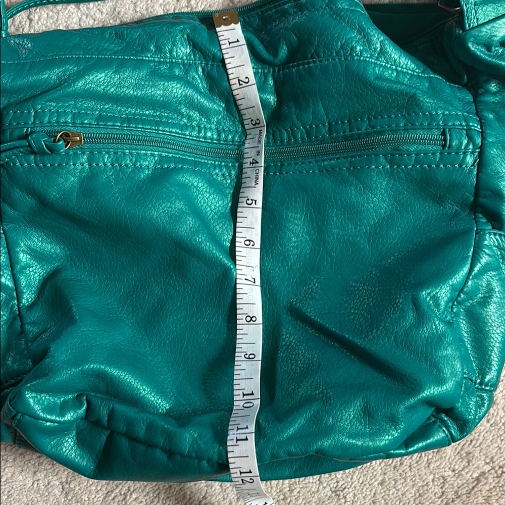 BUENO Sea green/blue Leather Bag NWT - Picture 11 of 12